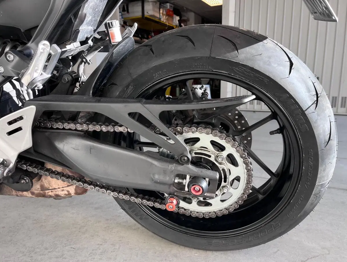 Yamaha MT-09 (2021 - 23) (5)