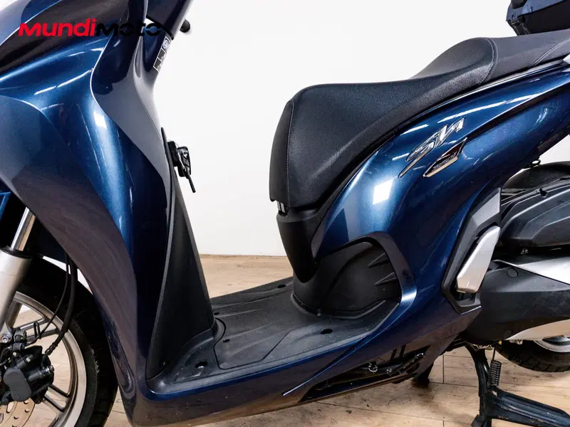 Honda SH 350i Sport (2025 - 26) (9)