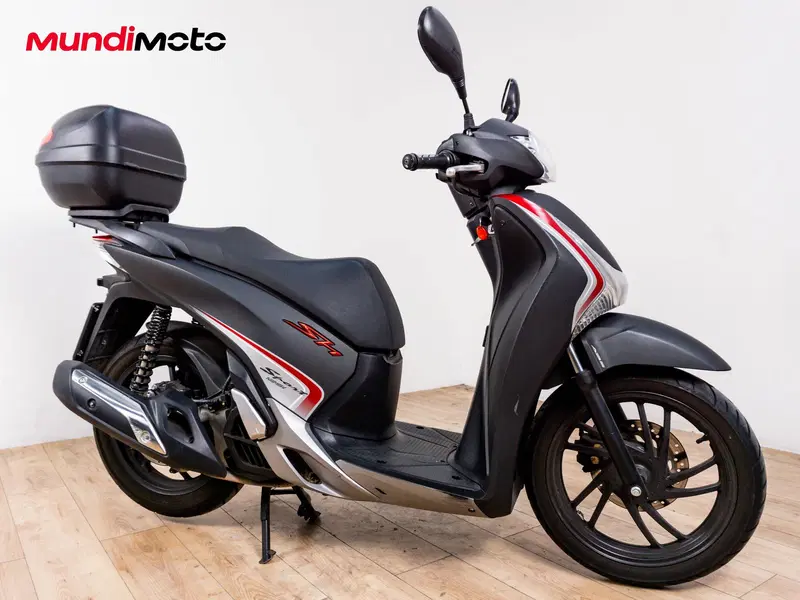 Honda SH 125i (2017 - 19) (2)