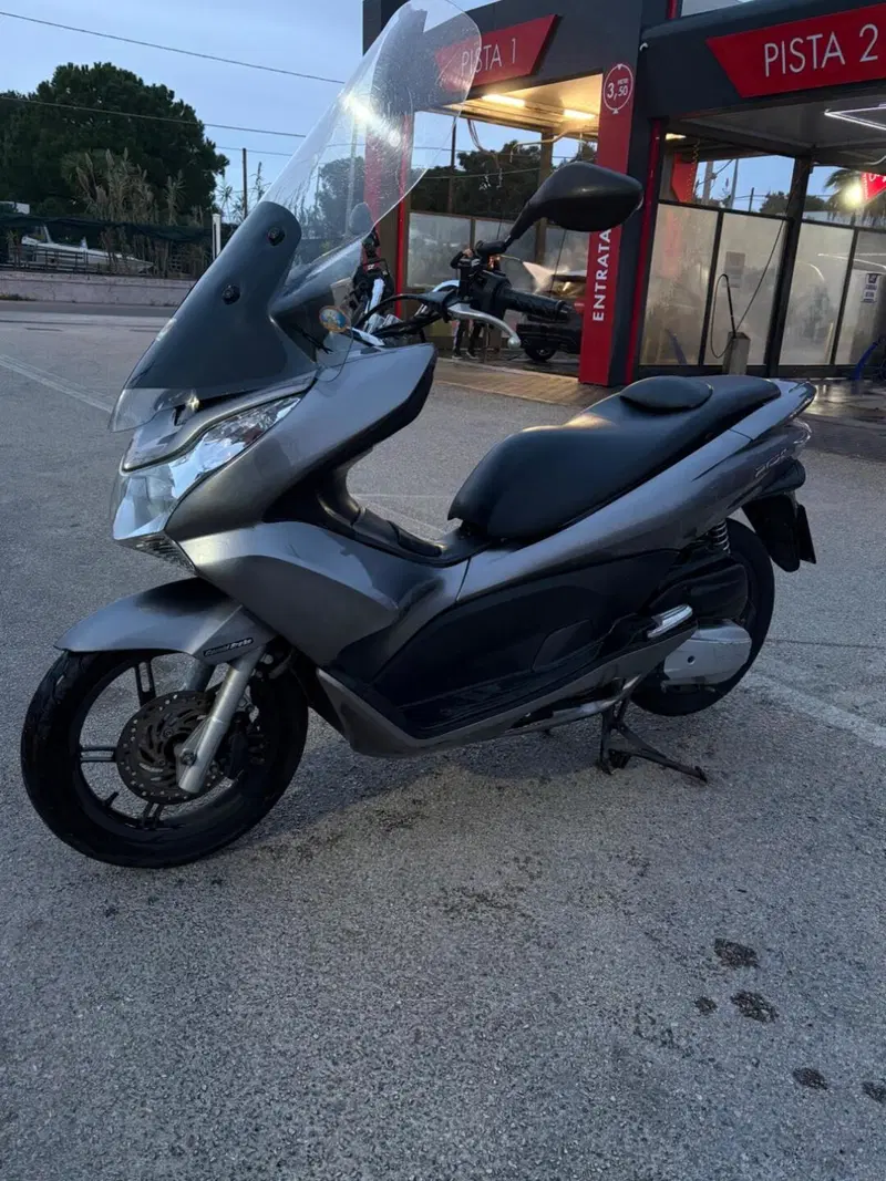 Honda PCX 125 (2009 - 13) (3)