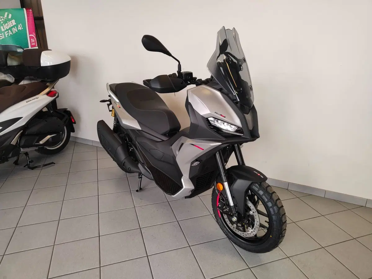Aprilia SR GT 400 (2026) (2)