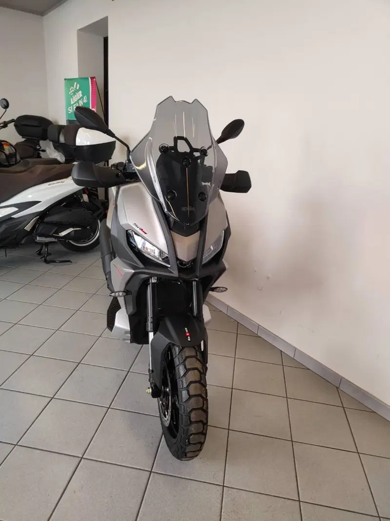 Aprilia SR GT 400 (2026) (5)
