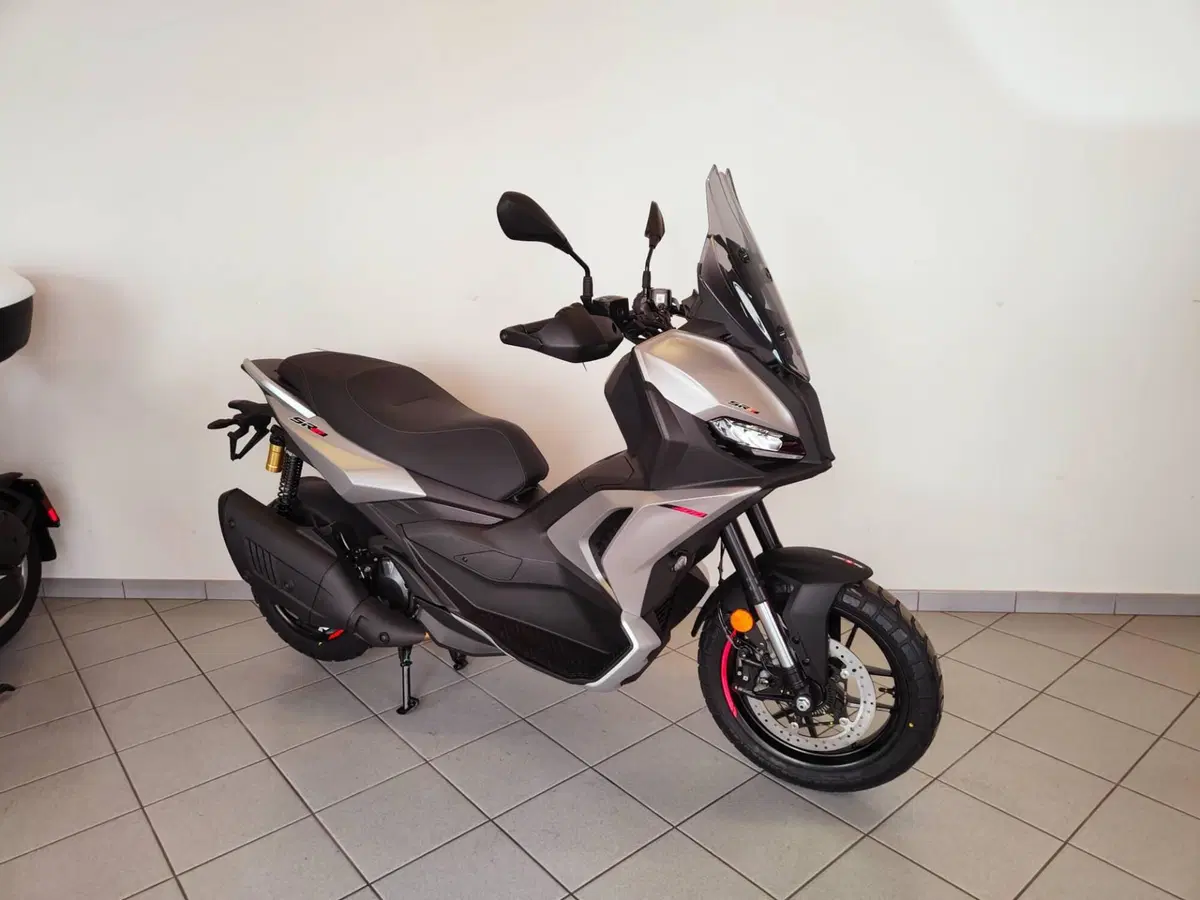 Aprilia SR GT 400 (2026) (12)