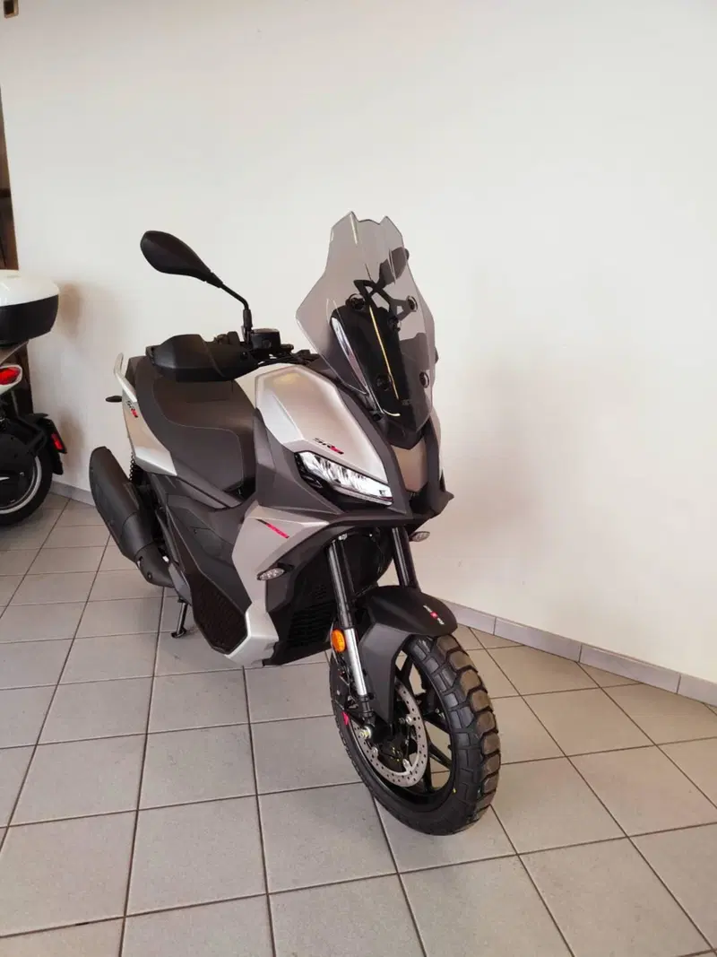 Aprilia SR GT 400 (2026) (15)