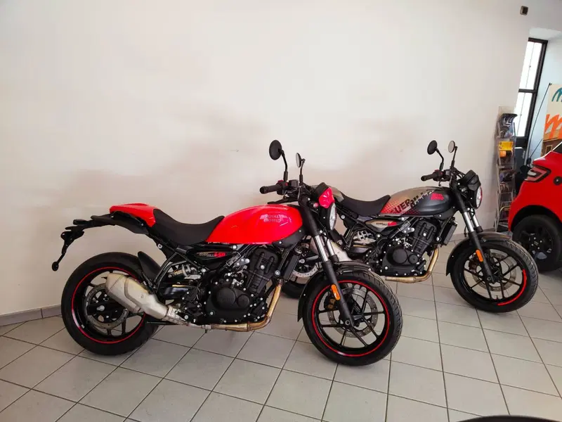 Royal Enfield Guerrilla 450 Apex (2026) (3)