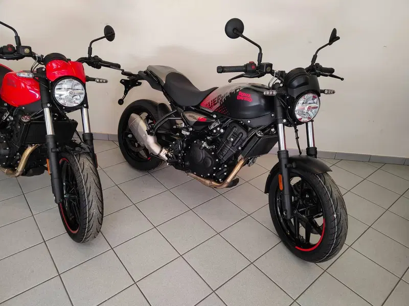 Royal Enfield Guerrilla 450 Apex (2026) (15)