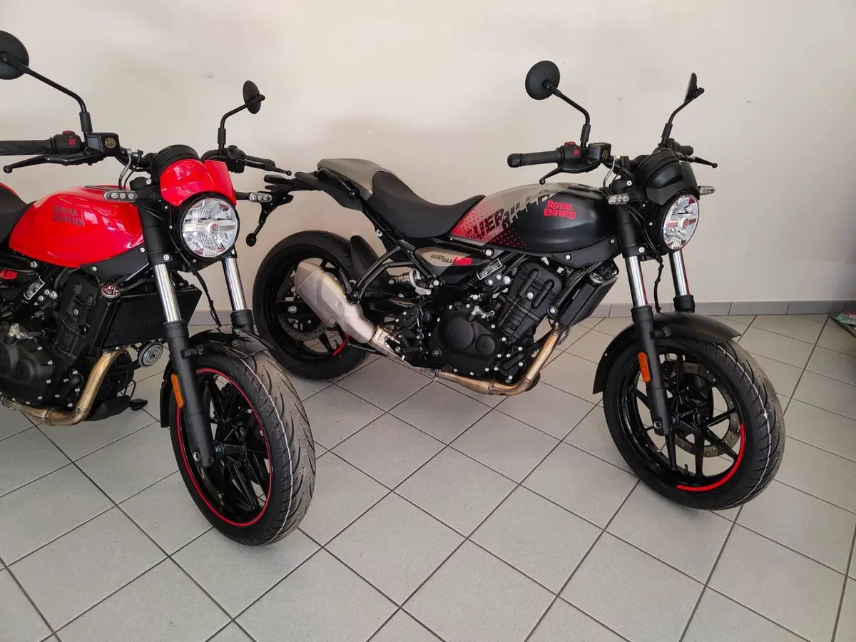 Royal Enfield Guerrilla 450 Apex (2026) (16)