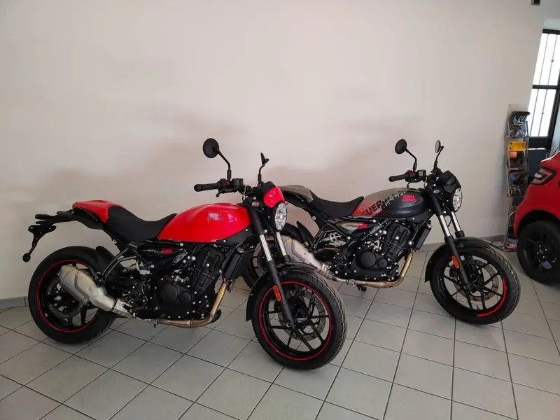 Royal Enfield Guerrilla 450 Apex (2026) (19)