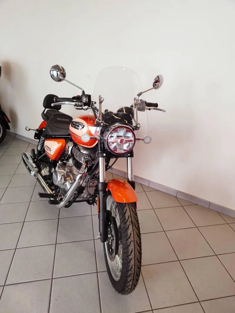 Royal Enfield Meteor 350 (2021 - 26) (7)