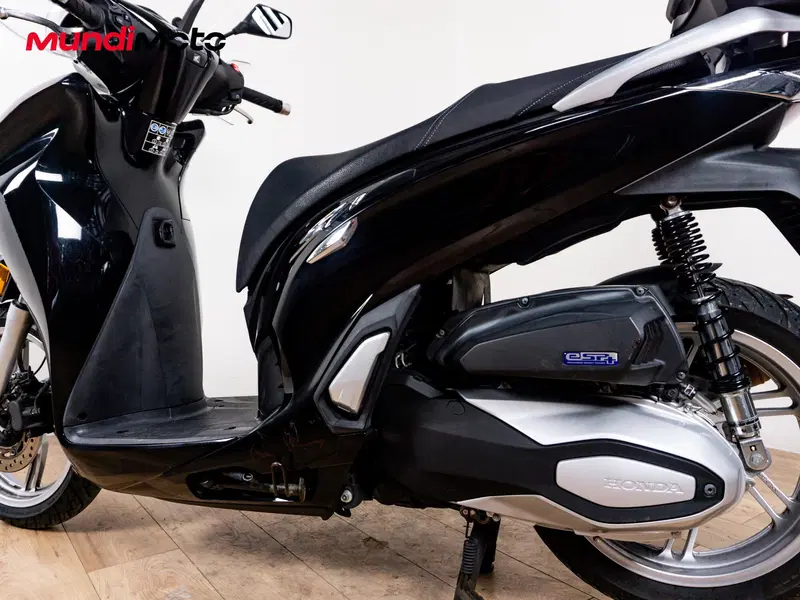 Honda SH 350i Sport (2025 - 26) (8)