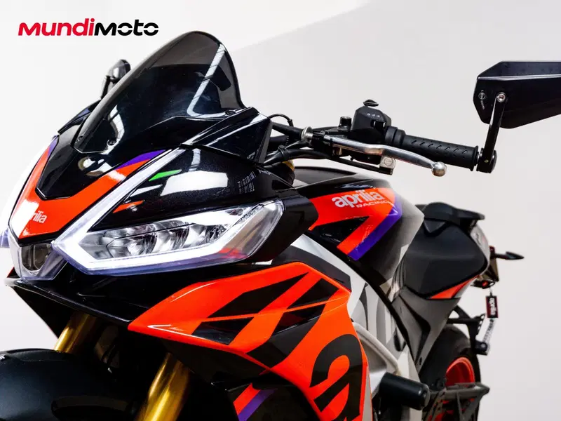 Aprilia Tuono V4 Factory (2025 - 26) (11)