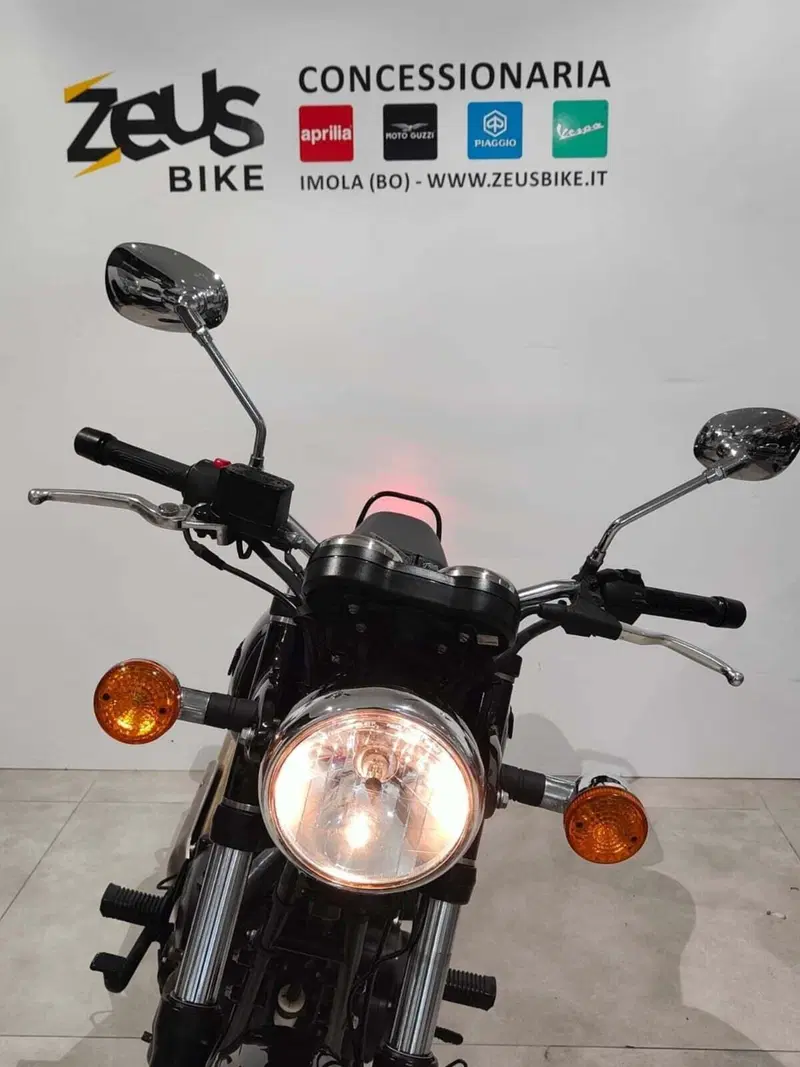 Benelli Imperiale 400 (2021 - 25) (2)