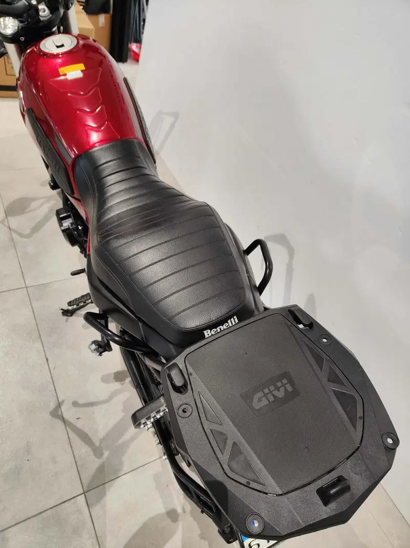 Benelli Leoncino 500 Trail (2021 - 26) (5)