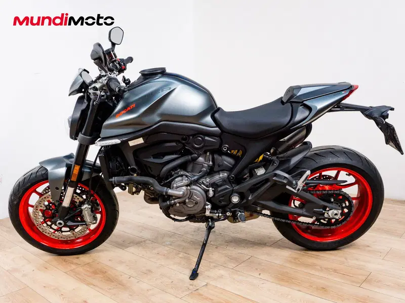 Ducati Monster 937 (2021 - 25) (5)