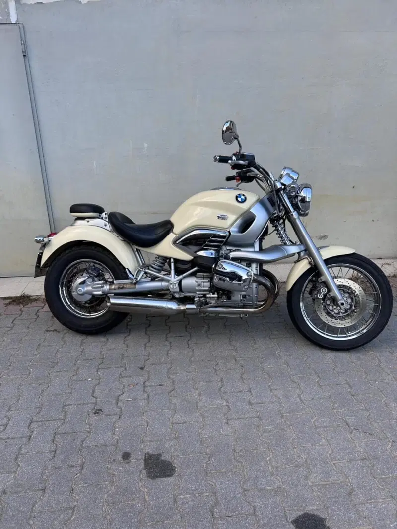 Bmw R1200C (2)