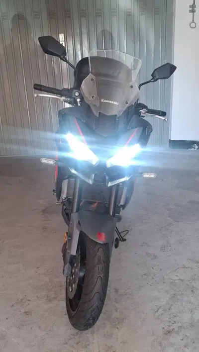 Kawasaki Versys 650 Urban (2022 - 24) usata