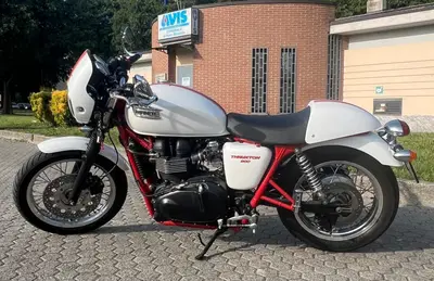 Triumph Thruxton 900 (2004 - 15) usata