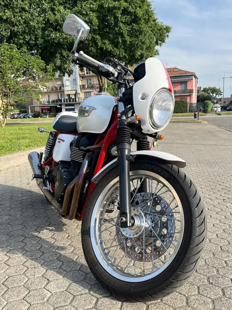 Triumph Thruxton 900 (2004 - 15) (3)