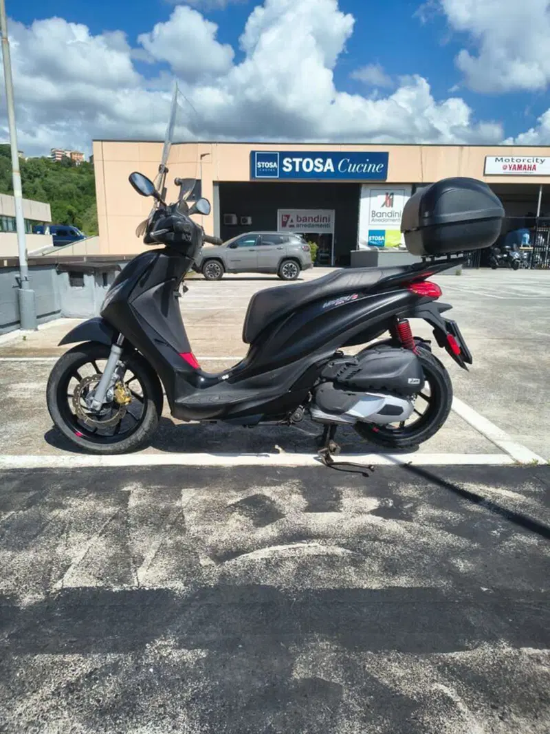Piaggio Medley 150 S ABS (2020) (4)