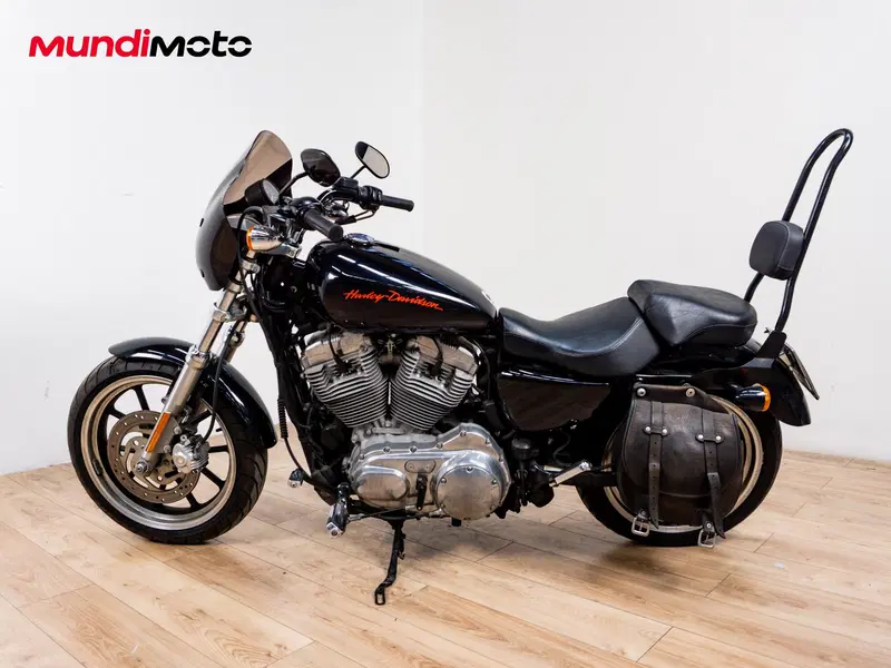 Harley-Davidson 883 SuperLow (2010 - 16) - XL 883L (6)