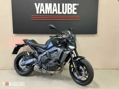 Yamaha MT-09 Y-AMT (2024 - 26) usata