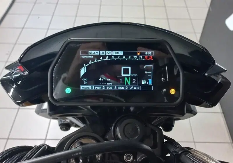 Yamaha MT-10 SP (2022 - 25) (4)