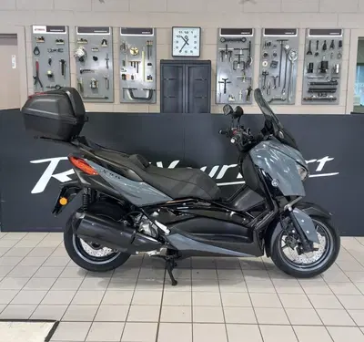 Yamaha X-Max 300 (2021 - 24) usata