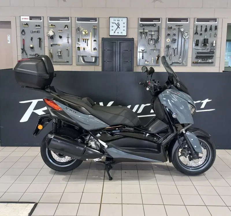 Yamaha X-Max 300 (2021 - 24)