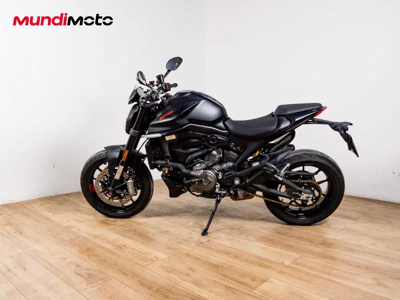 Ducati Monster 937 (2021 - 25) (5)