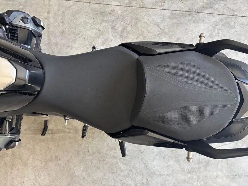 Bmw R 1250 R (2021 - 25) (9)