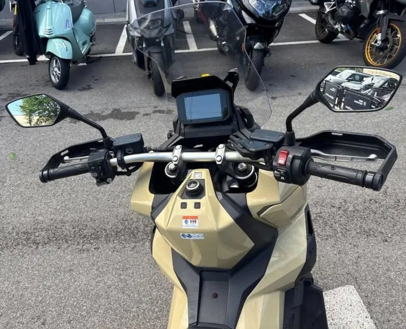 Honda X-ADV 750 DCT Adventure (2021 - 24) (7)