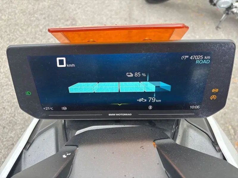Bmw CE 04 (2021 - 25) (8)
