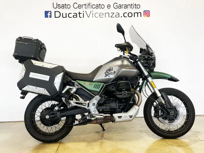Moto Guzzi V85 TT Centenario (2021 - 22)