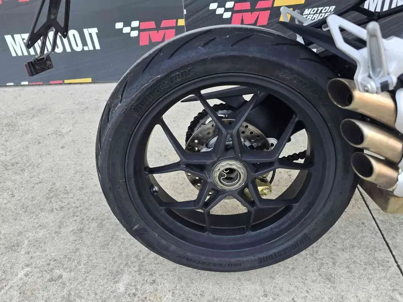 MV Agusta Brutale 800 (2012 - 15) (11)