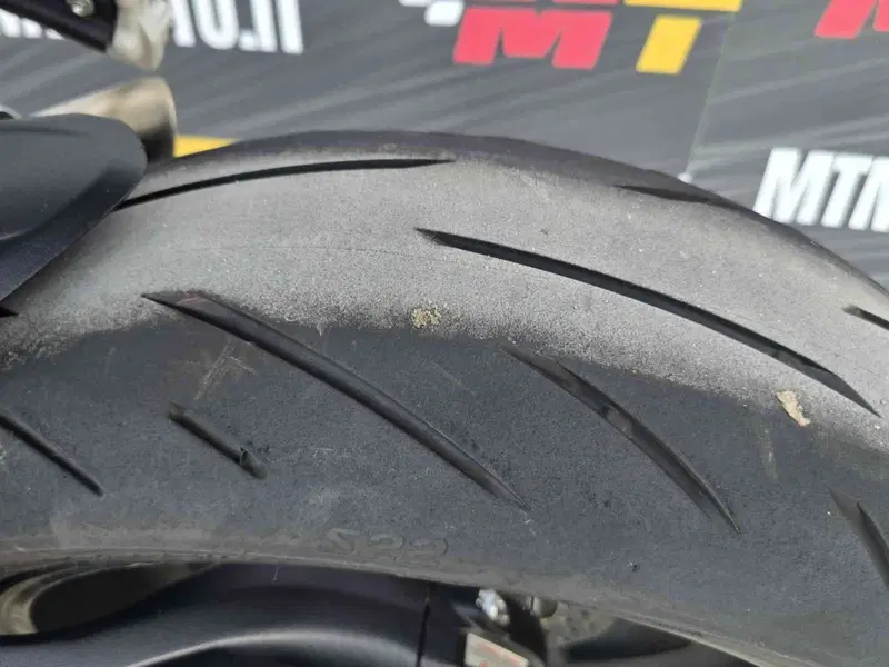 MV Agusta Brutale 800 (2012 - 15) (12)