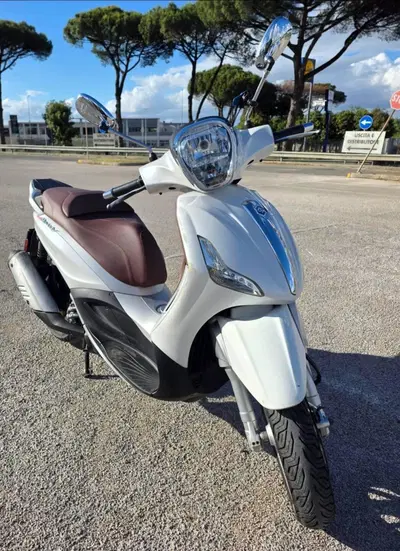 Piaggio Beverly 300 i.e. ABS-ASR (2016 - 20) usata