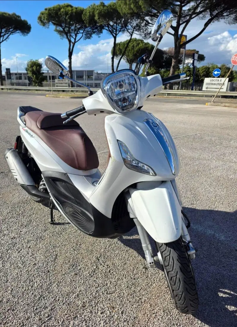 Piaggio Beverly 300 i.e. ABS-ASR (2016 - 20)
