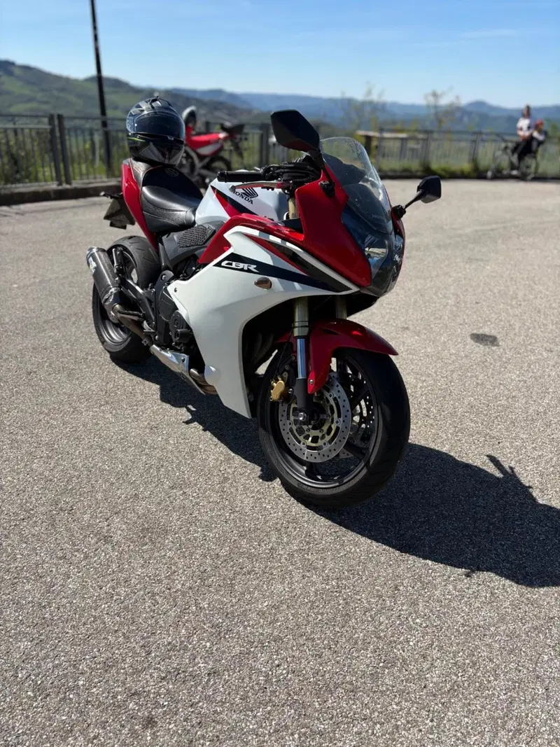 Honda CBR 600 F (2011 - 13) (3)