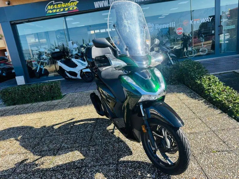 Honda SH 150i Vetro (2024 - 25) (6)