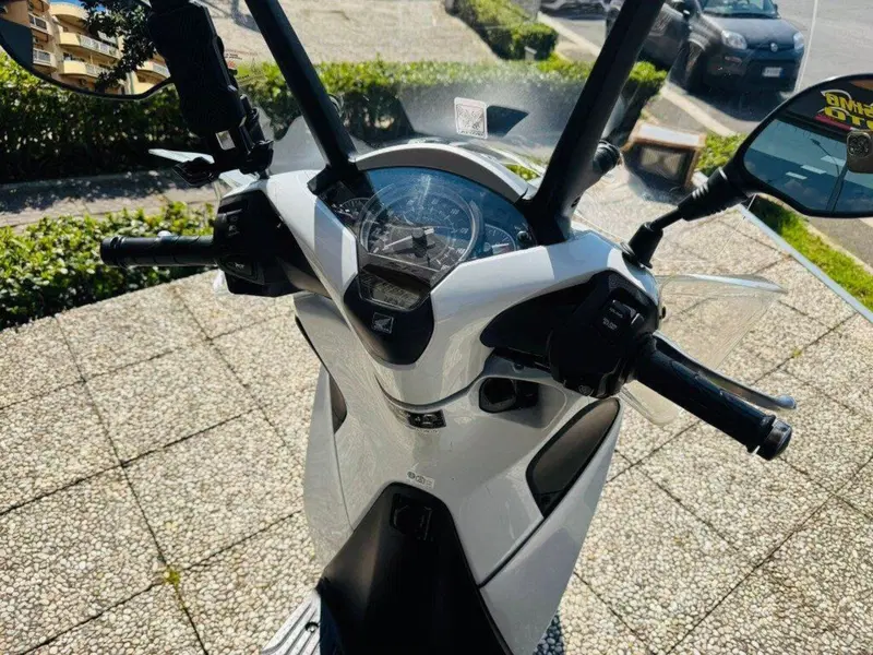 Honda SH 150i (2017 - 19) (3)