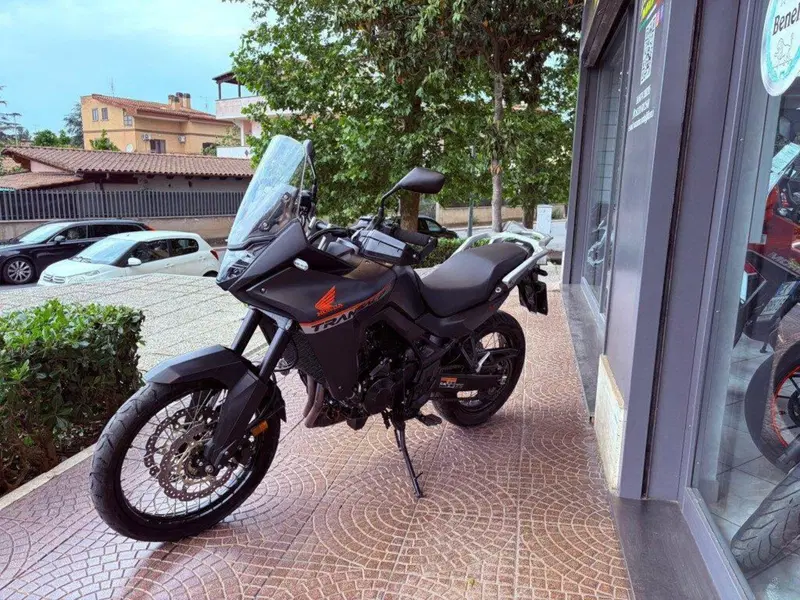Honda Transalp XL750 (2023 - 24) (2)