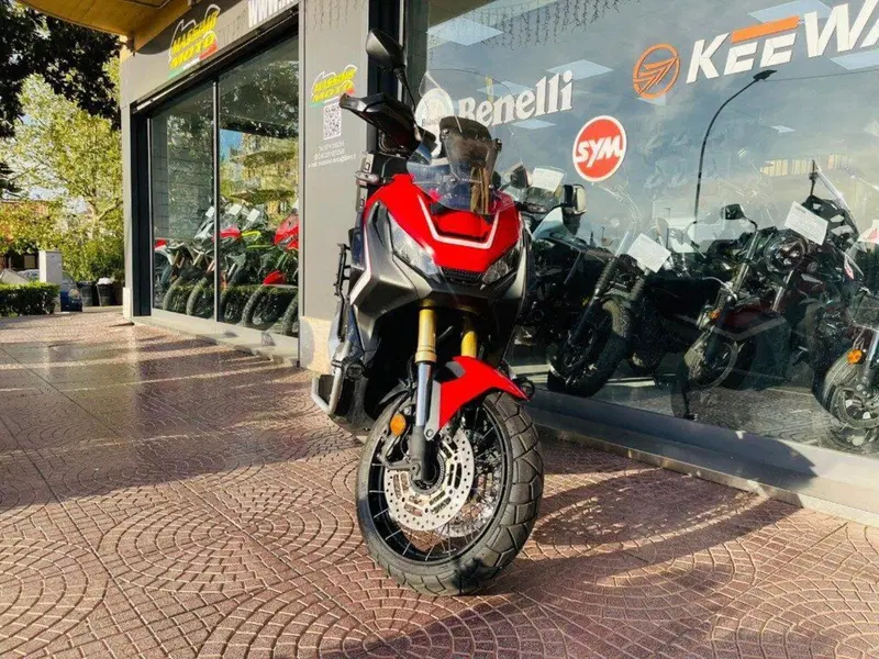 Honda X-ADV 750 (2017) (4)