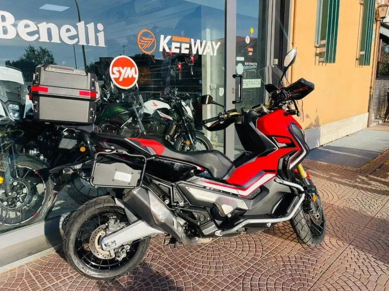 Honda X-ADV 750 (2017) (13)