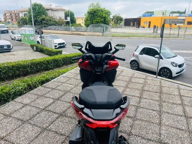 Honda Forza 350 (2022 - 24) (7)