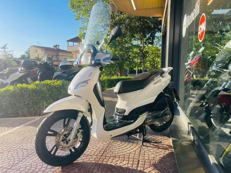 Peugeot Tweet 125 (2014 - 17)