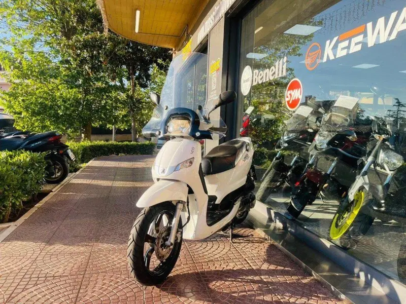 Peugeot Tweet 125 (2014 - 17) (2)