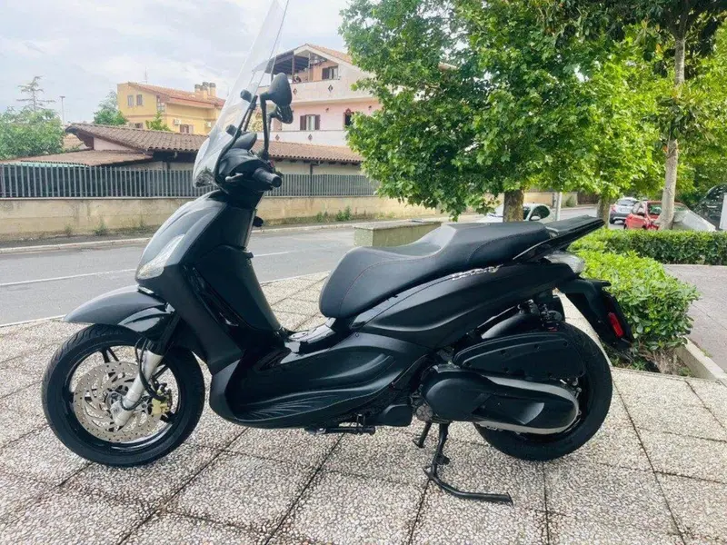 Piaggio Beverly 350 ABS (2016 - 20) (7)