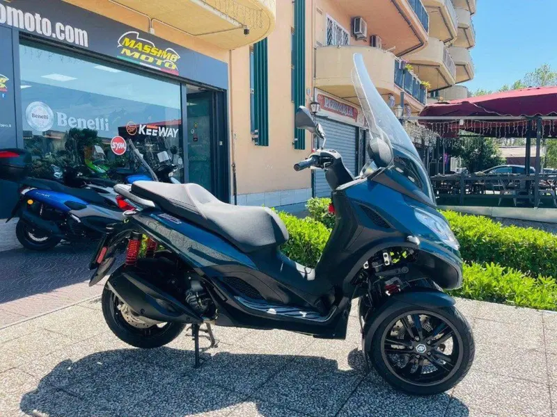 Piaggio MP3 300 ABS Hpe (2021 - 24) (10)