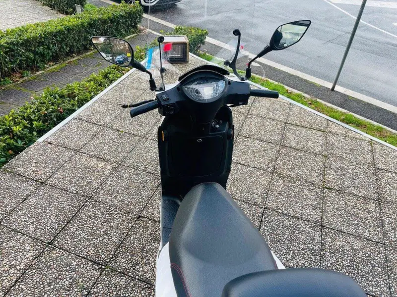 Sym Symphony 125 SR (2025) (3)