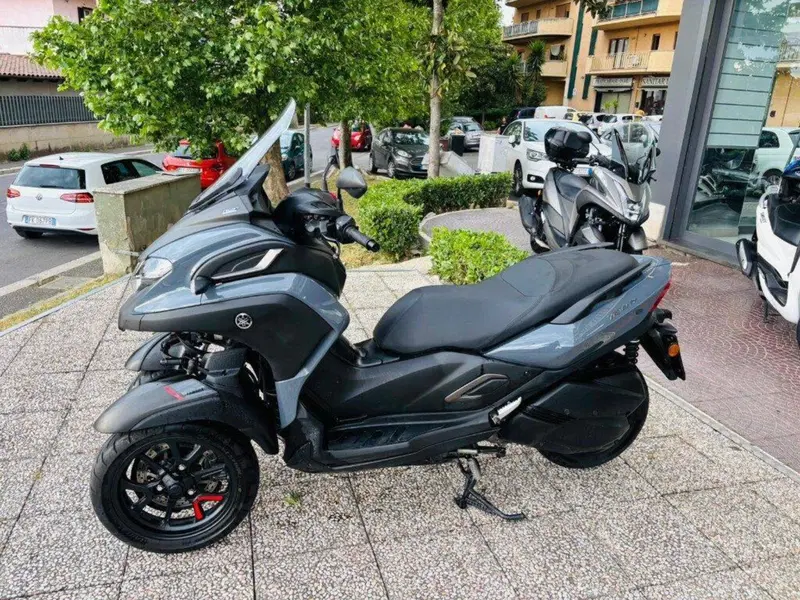 Yamaha Tricity 300 (2021 - 24) (11)